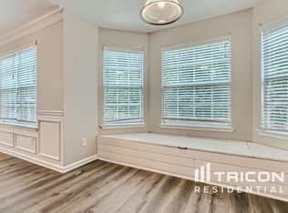 10 Saint Charles Pl, Sharpsburg, GA 30277