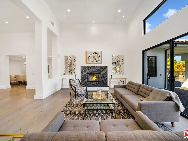 19034 Ashurst Ln — Photo 18