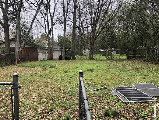 3420 Cotton St — Photo 8