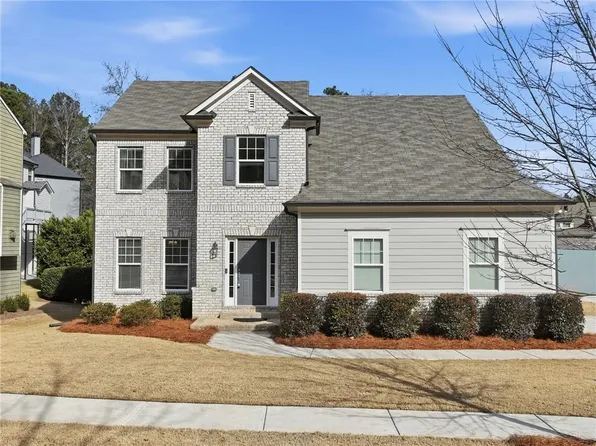 3016 Friendship Ct, Buford, GA 30519