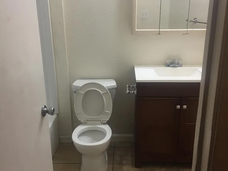 2961 Portsmouth Dr #4 — Photo 8
