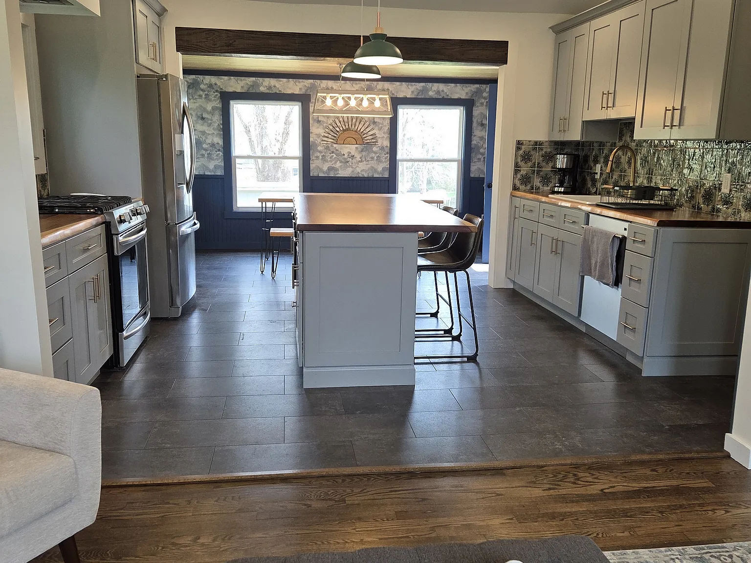 2 bed, 1375 sqft, $2,800 — Photo 4