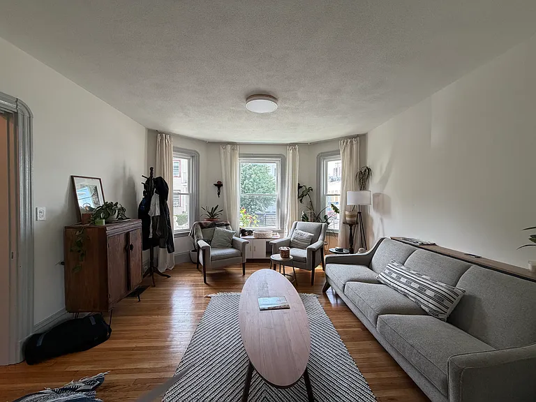 16 Windom St #1 — Photo 1