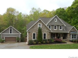 192 Wildwood Cove Dr, Mooresville, NC 28117