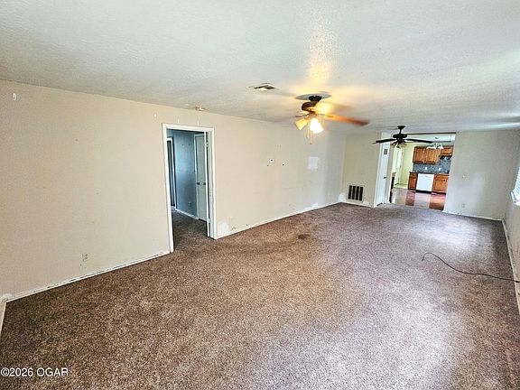 5th image of 312 W Forest St