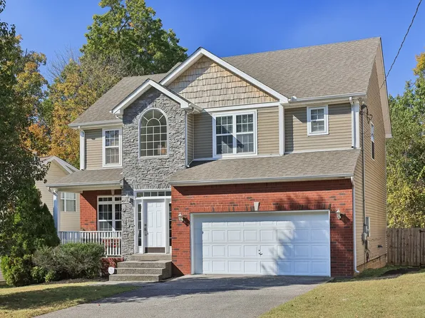 1957 Dunedin Dr, Old Hickory, TN 37138