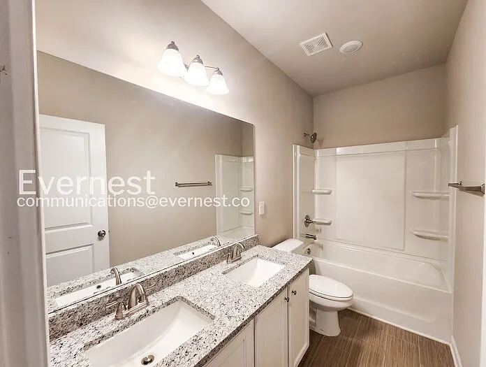 118 Culver St — Photo 12