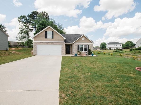 1546 Pointe South Cir, Bethlehem, GA 30620