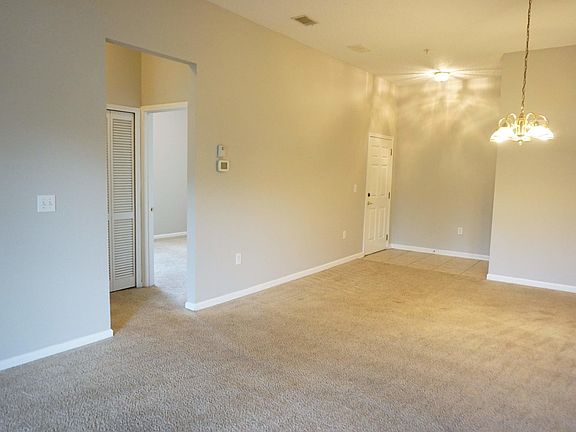 4th image of 13843 Herons Landing Way APT 1
