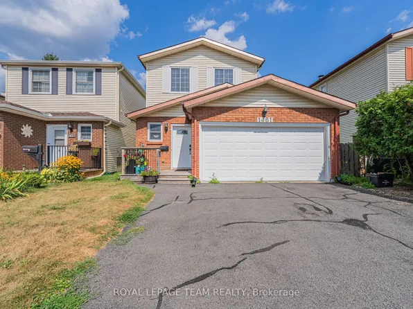 1461 Tours Pl, Ottawa, ON K1C 3C9
