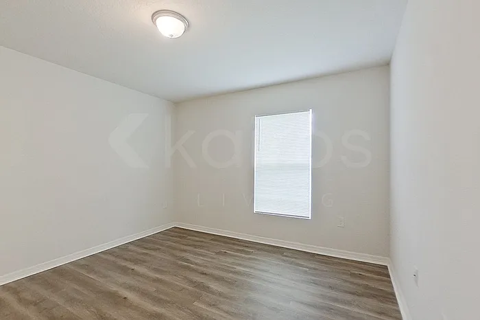 27008 Anthony Ave — Photo 11