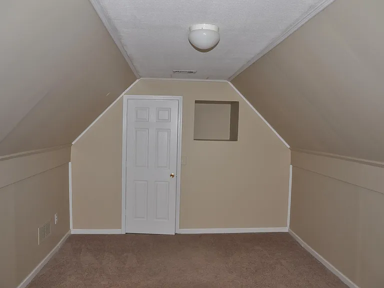 742 Bostonian Way — Photo 50