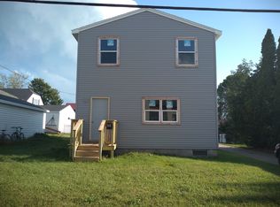 512 Navarino St, Algoma, WI 54201