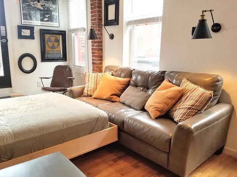 2576 Frankford Ave #2R — Photo 6