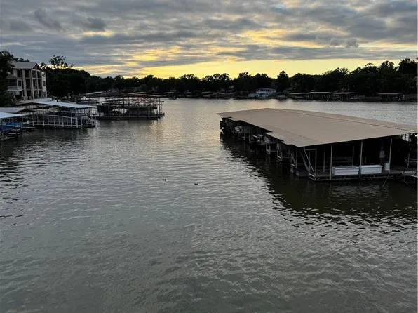 5499 Three Seasons Rd #6, Osage Beach, MO 65065