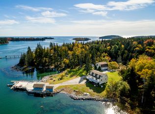 118 States Point Rd, Saint George, ME 04860