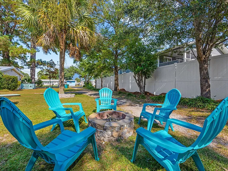 347 Seabreeze Dr #ID1309840P — Photo 41