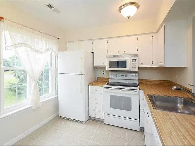 314 Willow Turn #B — Photo 25