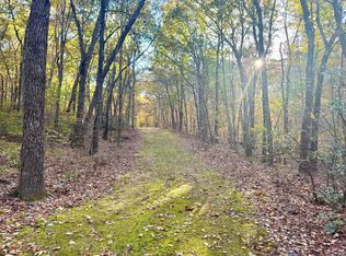 Mountain Laurel Drive, Middletown, CT 06457