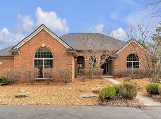 5868 Pinecrest Estates Dr, Ann Arbor, MI 48105