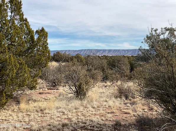 58575 N Vidrio Rd, Seligman, AZ 86337