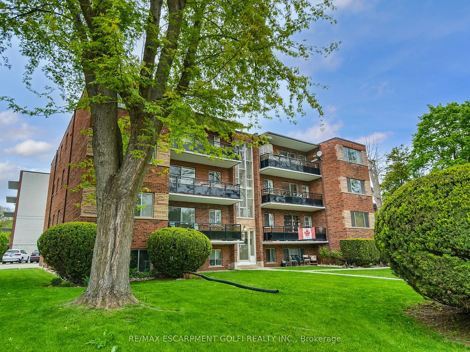 2 bed, $2,000 — Photo 3