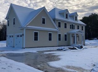 4 Conway Ln, Foxboro, MA 02035