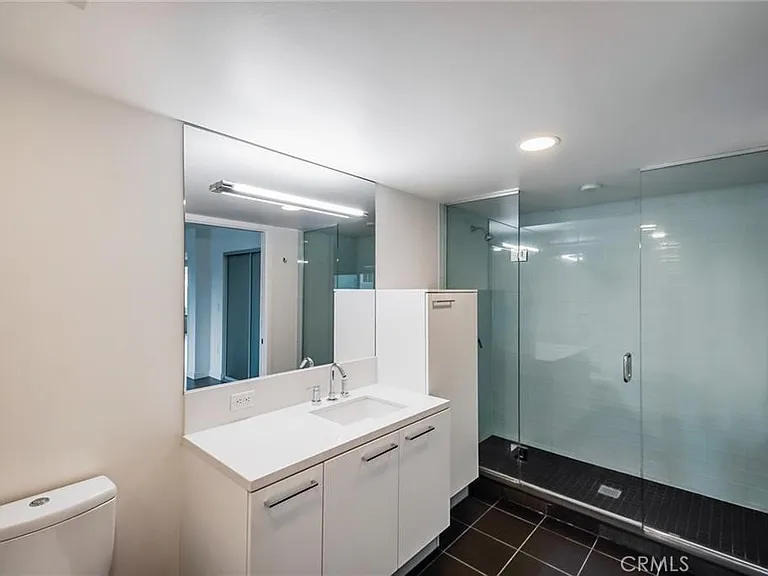 901 S Flower St #616 — Photo 9