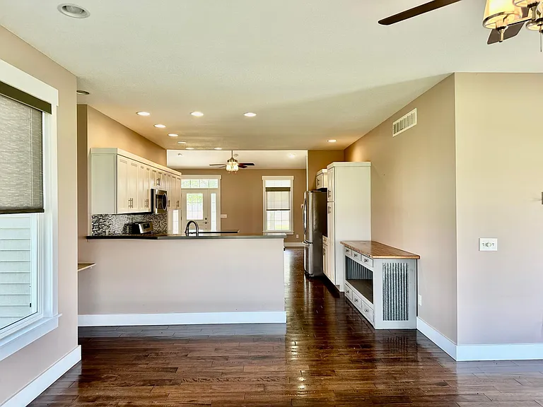 10703 N Centerville Rd — Photo 9