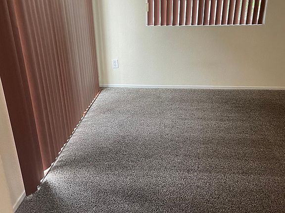 4th image of 25868 Iris Ave Unit C