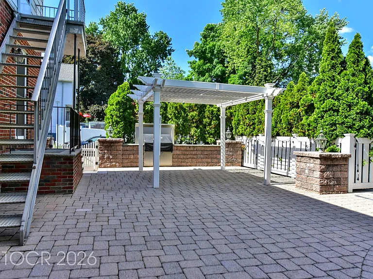 24 Maple Ave #2 — Photo 19