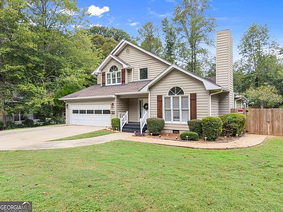 4th image of 4785 Hiawatha Dr