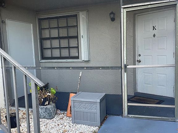 2nd image of 1460 Jefferson Dr #1460K