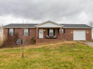 362 Lakewood Ln, Winchester, KY 40391