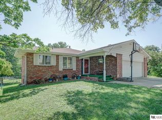 530 Capitol Beach Blvd, Lincoln, NE 68528
