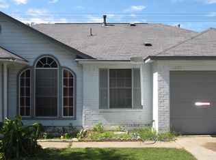 11600 Gemmer St, Del Valle, TX 78617