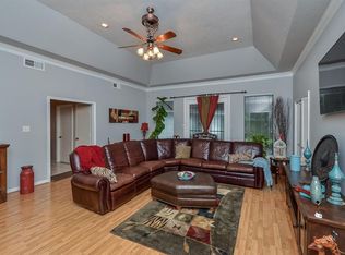 3826 Elmcrest Dr, Houston, TX 77088