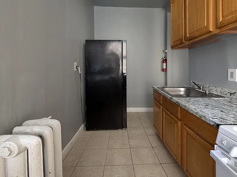 1910 South 65th Street — Photo 17
