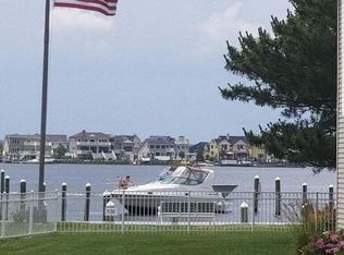 107 Wharfside Dr, Monmouth Beach, NJ 07750