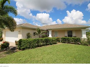 1727 NE 33rd Ln, Cape Coral, FL 33909