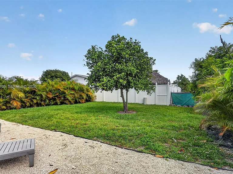 1003 NE 110th St #1003 — Photo 20