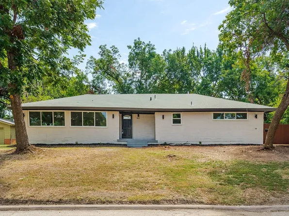 1006 NW 8th St, Grand Prairie, TX 75050