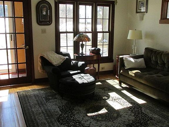 4th image of this home