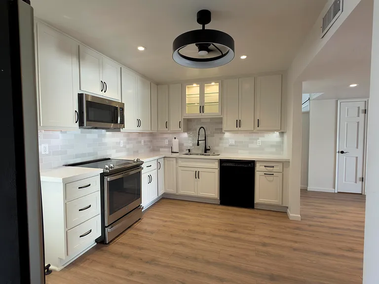 Kitchen #1