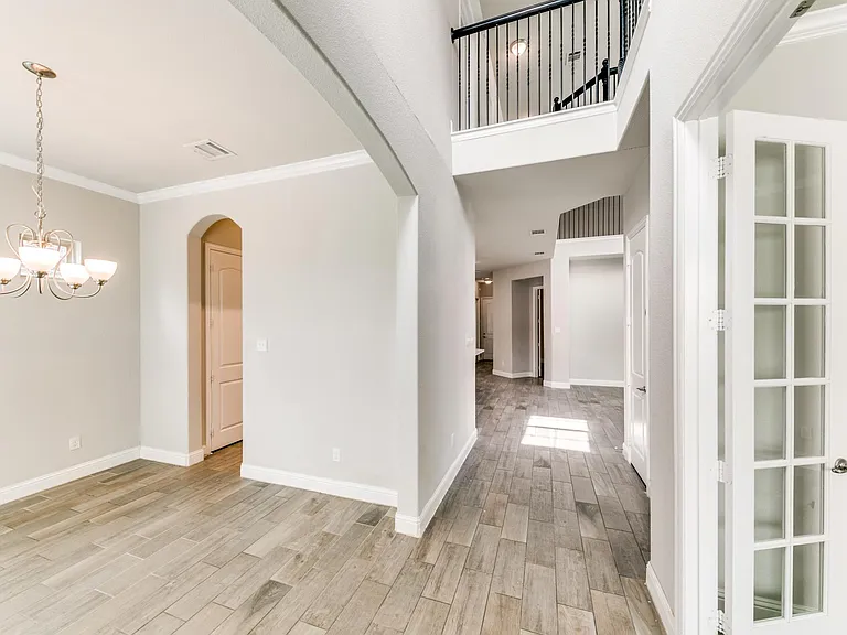 17660 Sequoia Dr — Photo 5