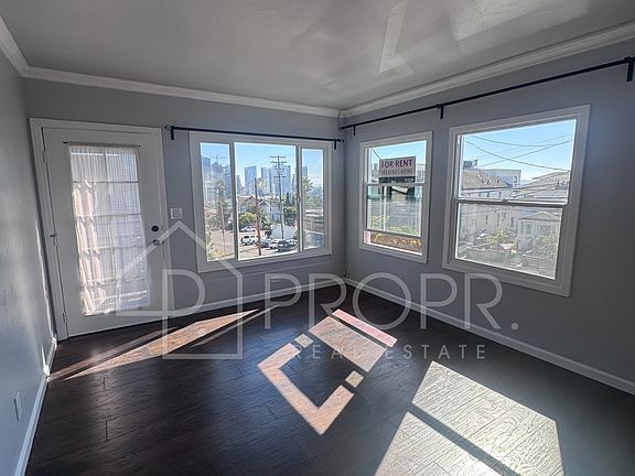 3rd image of 2149 Front St #11430782
