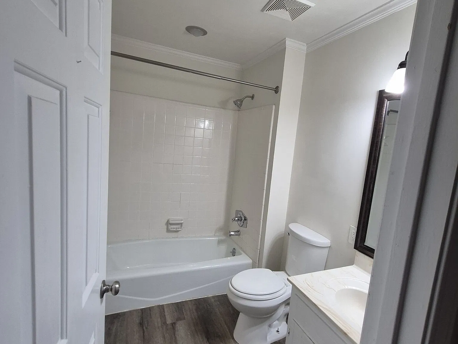 162 N Springs Ct — Photo 4