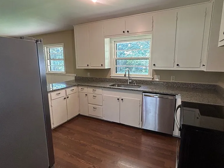 104 Galaxie Pl — Photo 4