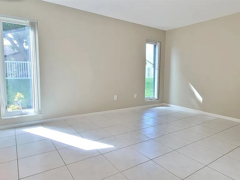 6209 Olivewood Cir — Photo 8