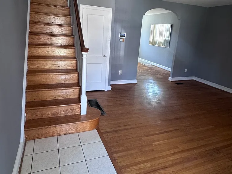 7438 Rugby St — Photo 10